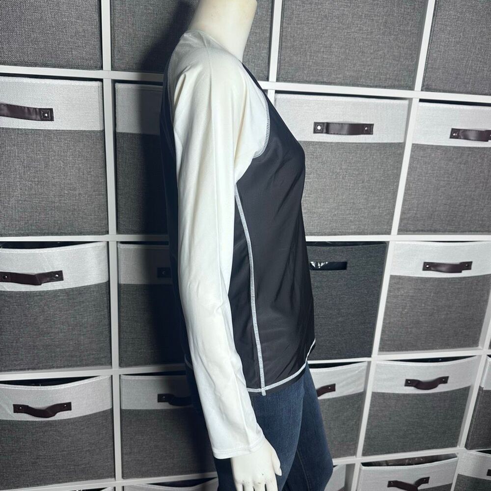 Oxide Long Sleeve Rash Guard Size Medium - Picture 7 of 9